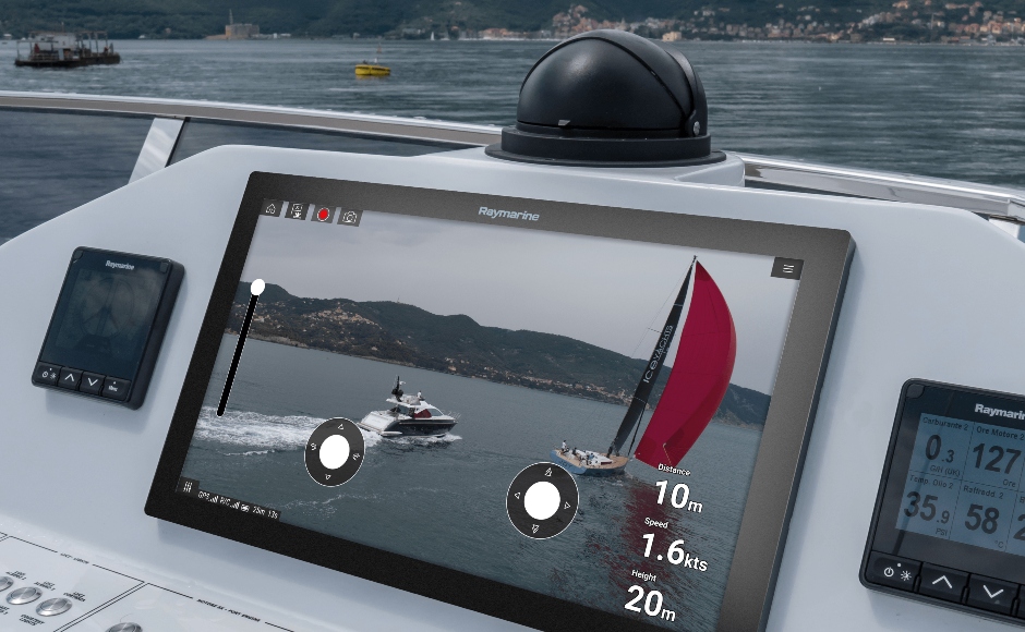 A sequence of products for Raymarine at MetsTrade: ClearCruise AR, Axiom XL, UAV app...