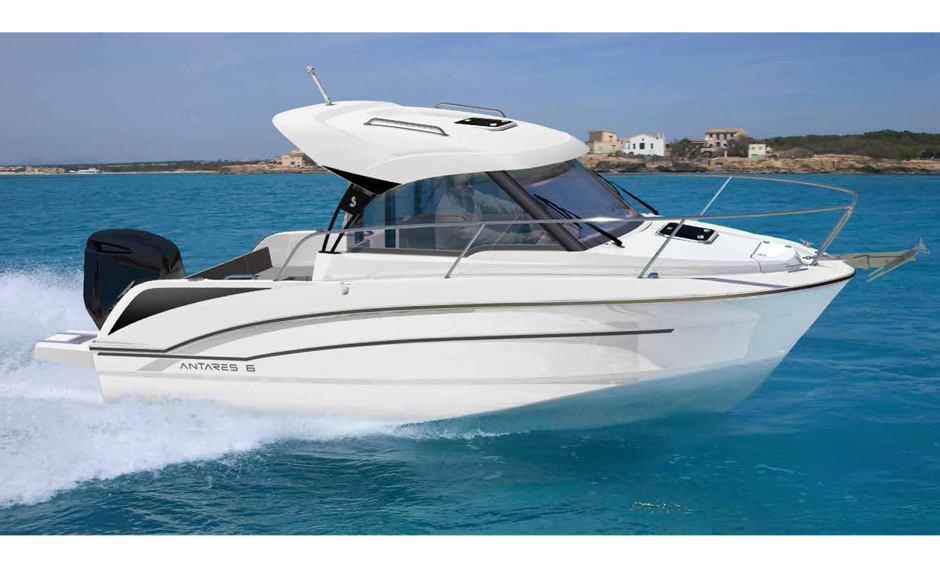 New in 2018. Beneteau Antares 6 and 9, Barracuda 9: here's the three musketeers