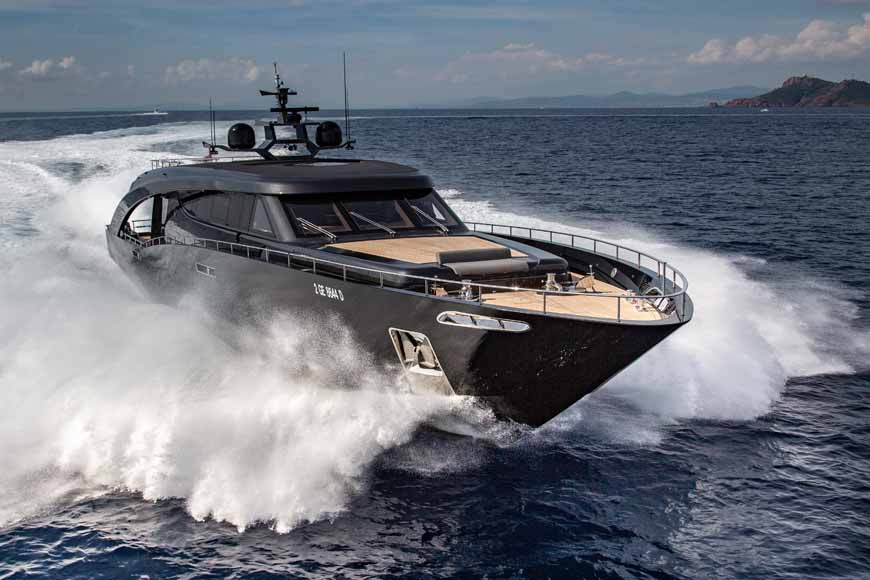 Freedom, we show you the details of Roberto Cavalli's radical yacht