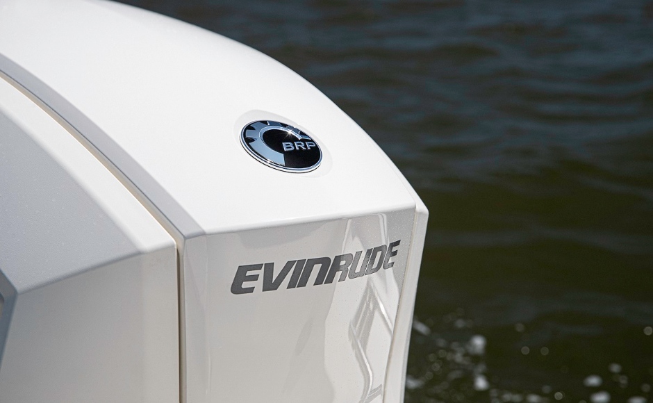 Evinrude launches in Genoa 3 new engines and introduces a 7-year warranty