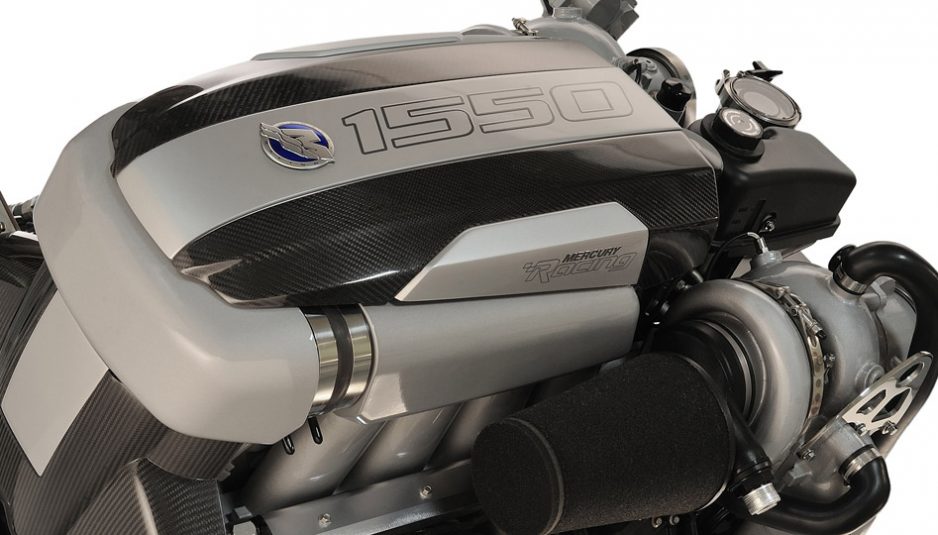 Mercury Racing QC4v 1550: evolution of V8