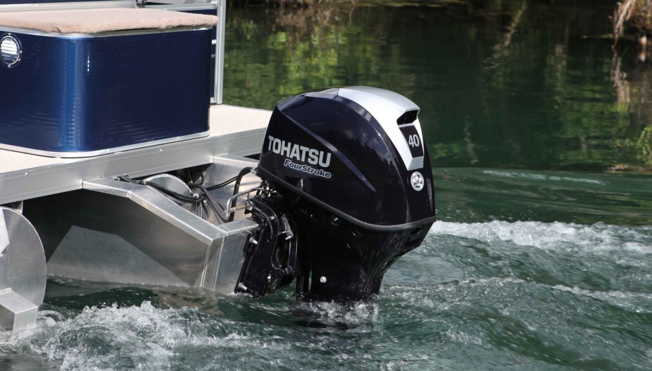 Tohatsu MFS 40 A: four strokes made to hit
