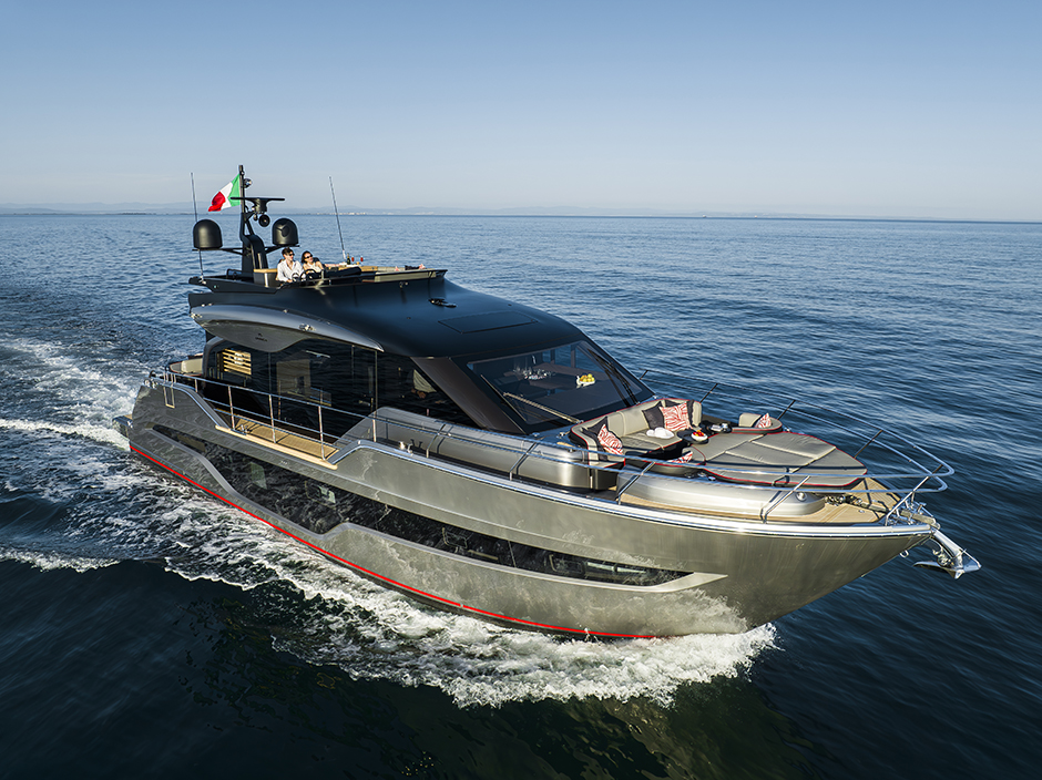 Cranchi Sessantasette 67ft Corsa, the ultimate sportbridge